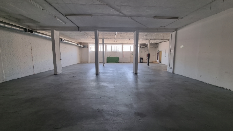 To Let commercial Property for Rent in Maitland Western Cape